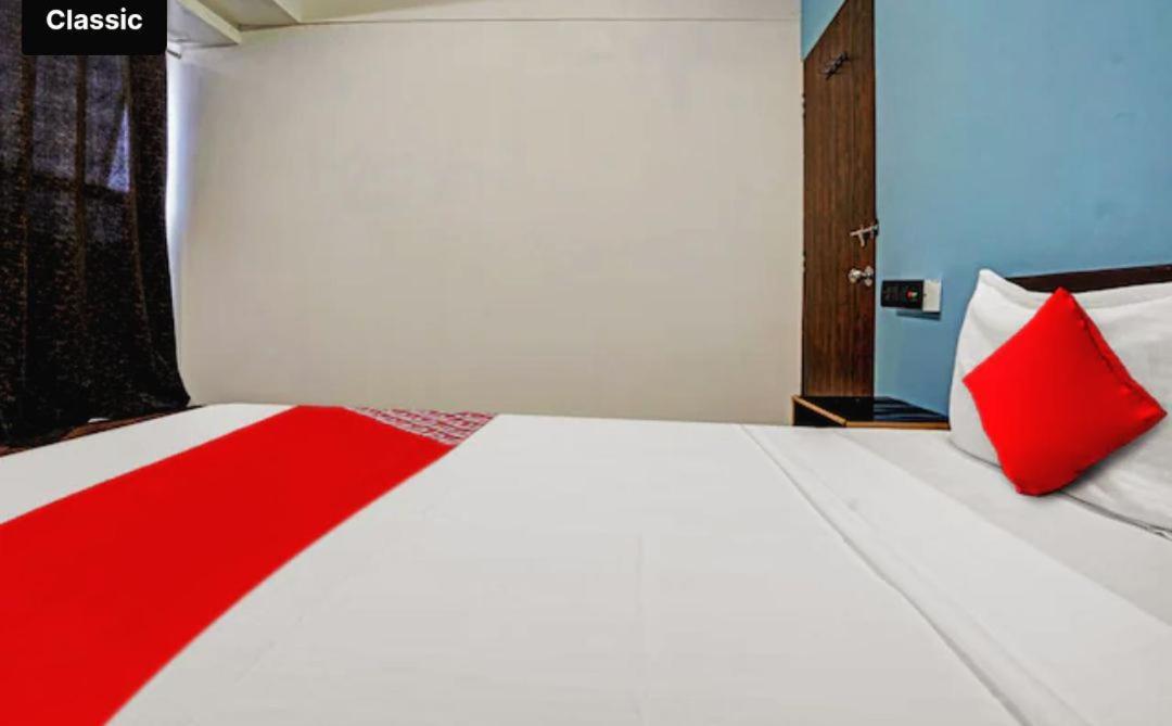 Hotel Welcome, Vip Road Vesu スーラト エクステリア 写真