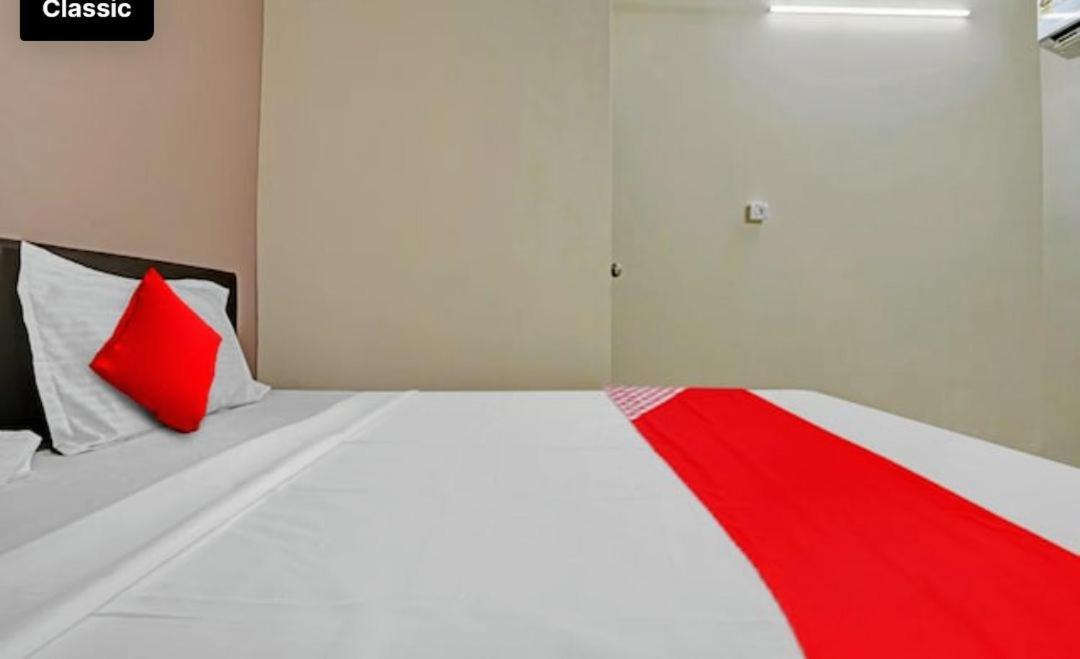 Hotel Welcome, Vip Road Vesu スーラト エクステリア 写真