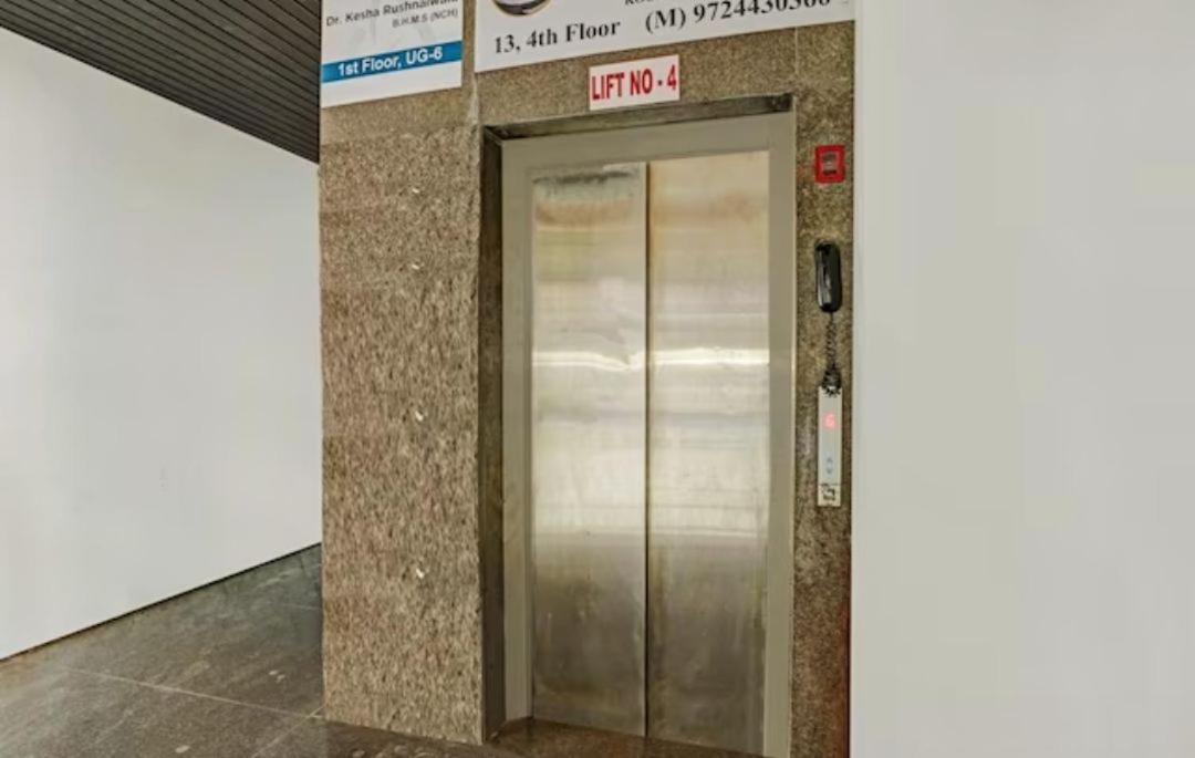 Hotel Welcome, Vip Road Vesu スーラト エクステリア 写真