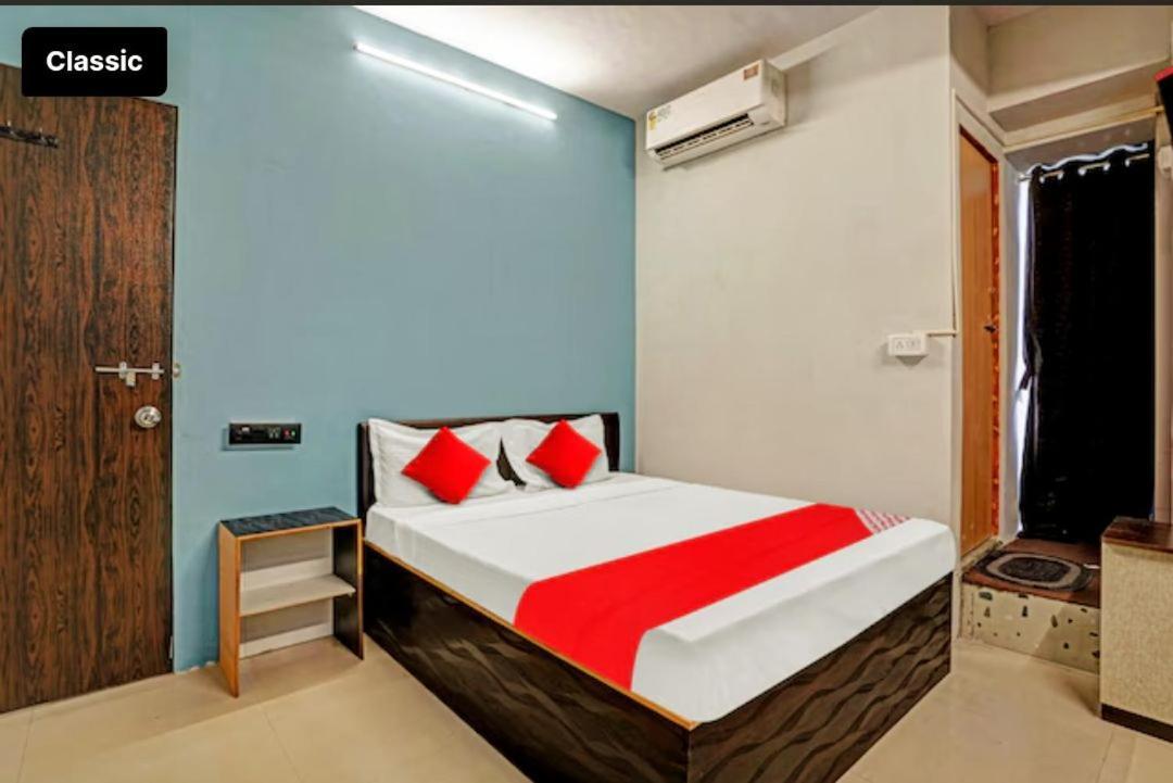 Hotel Welcome, Vip Road Vesu スーラト エクステリア 写真