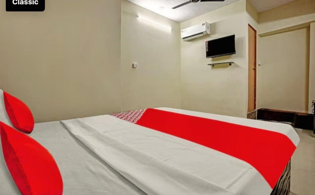 Hotel Welcome, Vip Road Vesu スーラト エクステリア 写真