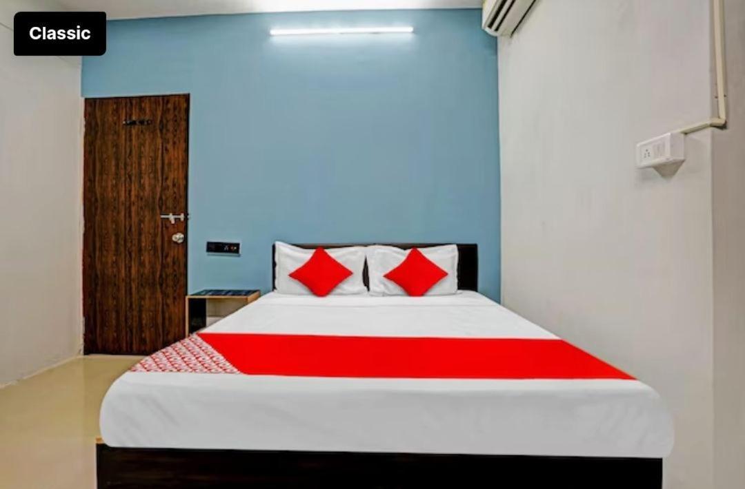 Hotel Welcome, Vip Road Vesu スーラト エクステリア 写真