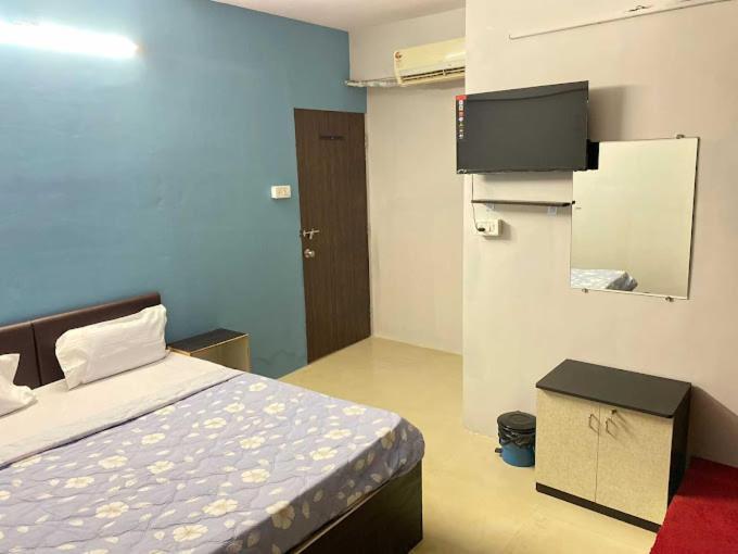 Hotel Welcome, Vip Road Vesu スーラト エクステリア 写真