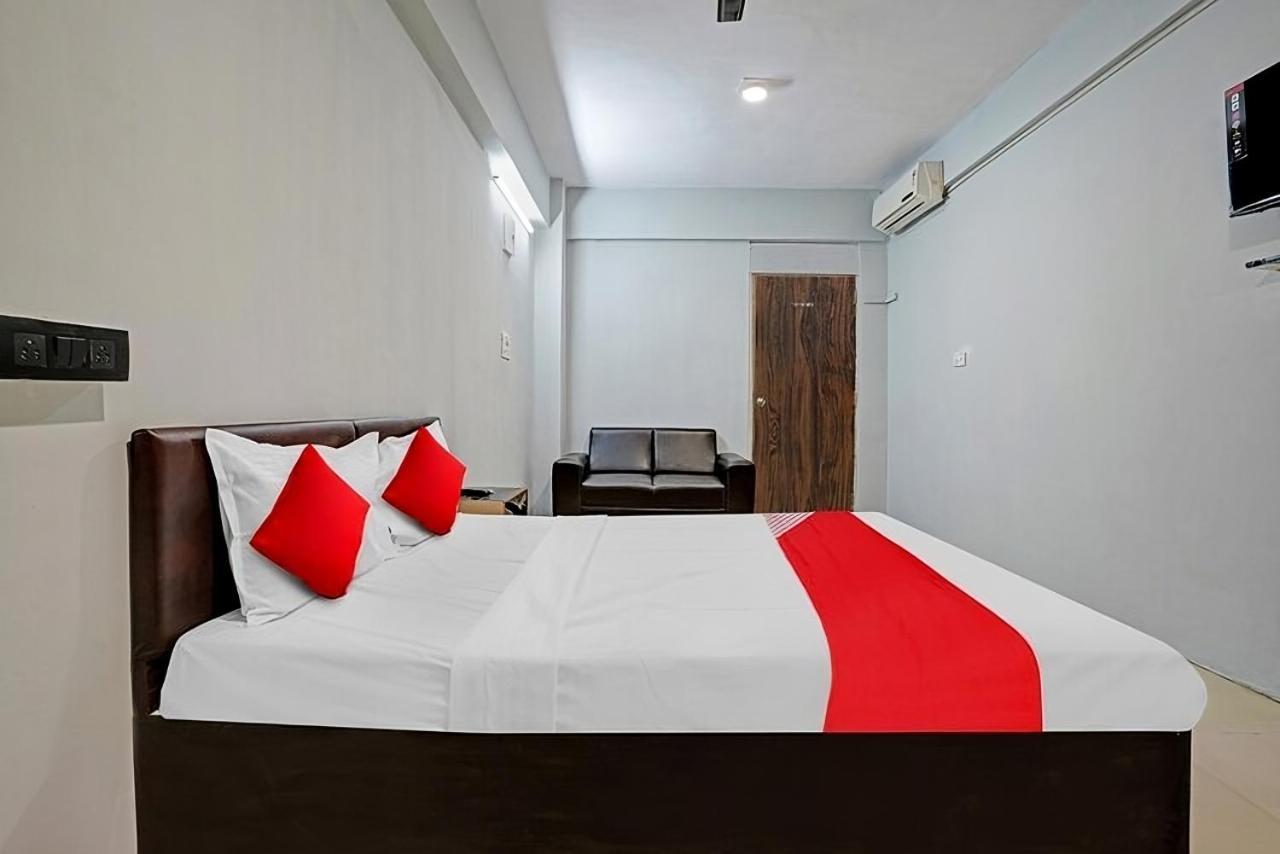 Hotel Welcome, Vip Road Vesu スーラト エクステリア 写真